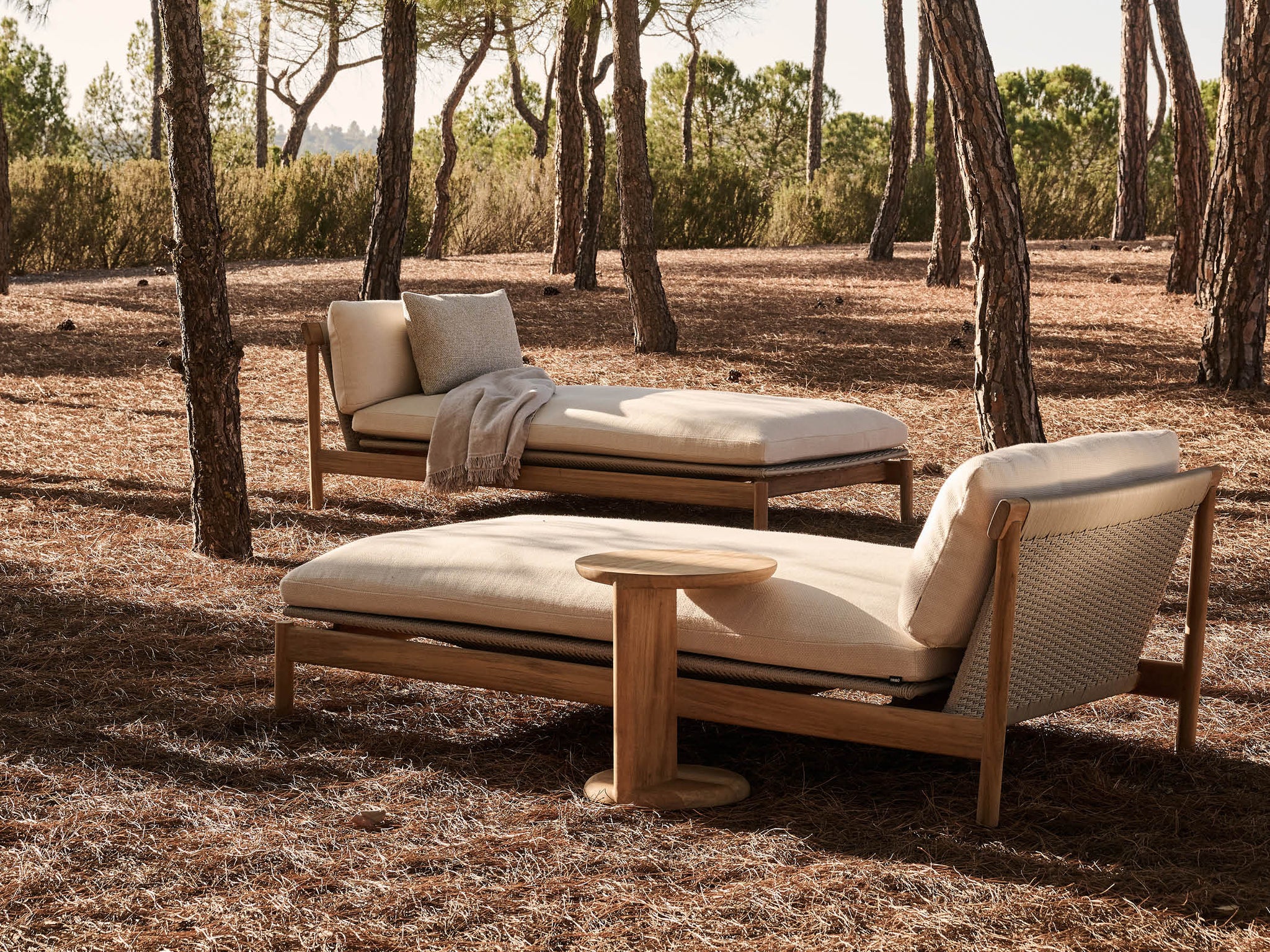 Amanu Daybed